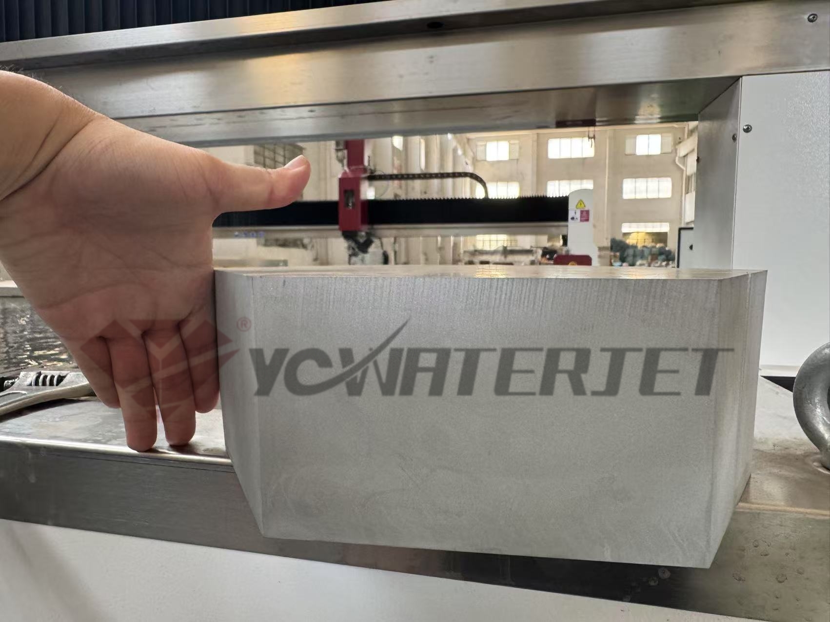 Large aluminum block cutting sample1 Большой алюминиевый блок режущий образец 1