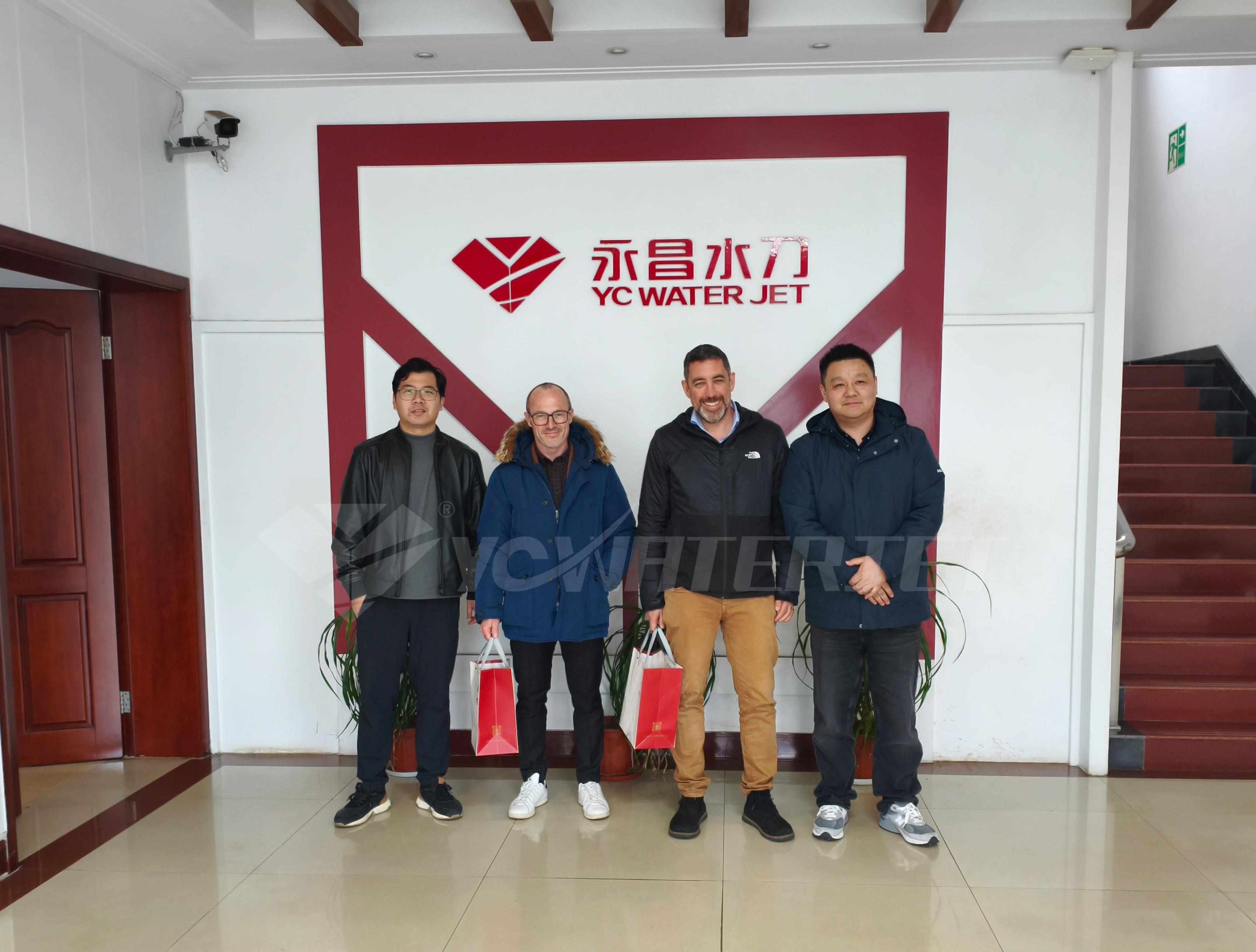 Итальянские клиенты YC Waterjet