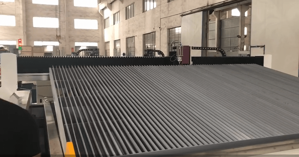 водяная струя с подставкой для перекачки