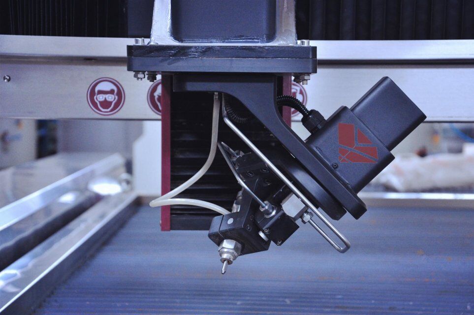 3d 5 -AXIS Waterjet Rutcure.jpg